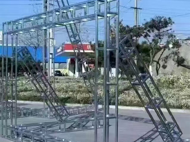 鋼鐵桁架